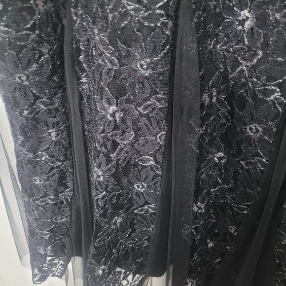 Candalite Petite black body con dress - Picture 2 of 8